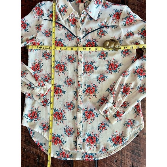 Women’s South Western Wrangler Style Floral Button Up Blouse/Top Size Medium - Picture 14 of 16